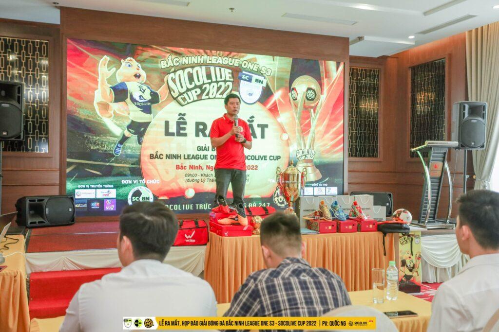 Anh Nguyễn Anh Sơn- Đại diện BTC Sân Cỏ Bắc Ninh phát biểu tại buổi Lễ ra mắt